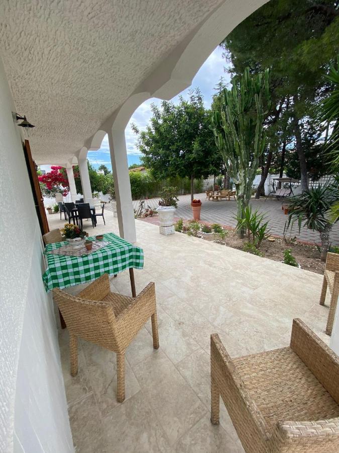 B&B Villa Grazia Pulsano Bagian luar foto